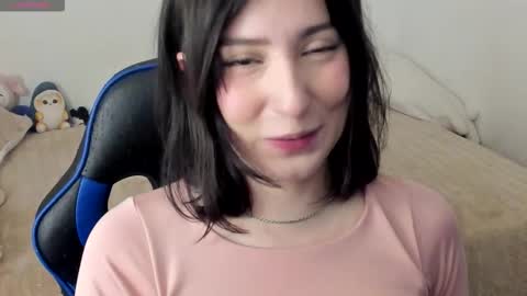 Liz online show from October 2025 05:22:02 AM