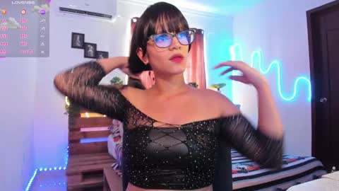 Snapshot of livfabi_ chatting on December 2024 04:57:01 PM Livfabi online show from December 2024 04:57:01 PM