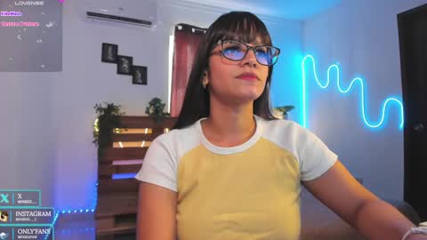 Snapshot of livfabi_ chatting on January 2025 04:45:01 PM Livfabi online show from January 2025 04:45:01 PM