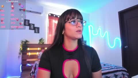 Snapshot of livfabi_ chatting on November 2025 05:03:02 PM Livfabi online show from November 2025 05:03:02 PM