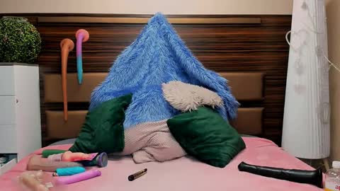 Livia and Lucy D online show from December 2024 12:49:02 PM