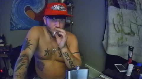 livingpuddle online show from October 2025 06:25:02 AM