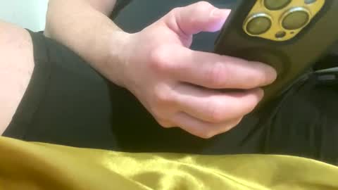 Snapshot of livinlife4now85 chatting on March 2025 01:17:02 PM Cum4fun online show from March 2025 01:17:02 PM