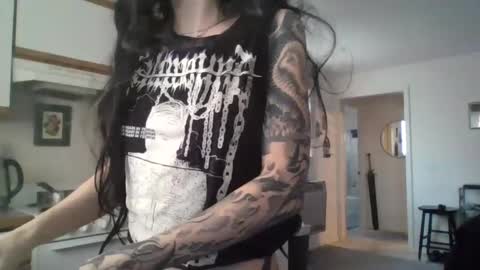 Liv Mirage online show from February 2025 03:58:01 PM