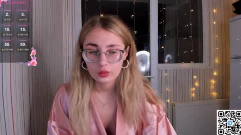 My name is Livy Nice to meet you  Thumbs up please its important online show from January 2025 06:32:01 PM