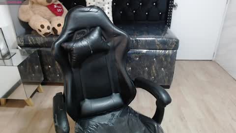 Liz online show from January 2025 03:06:02 AM