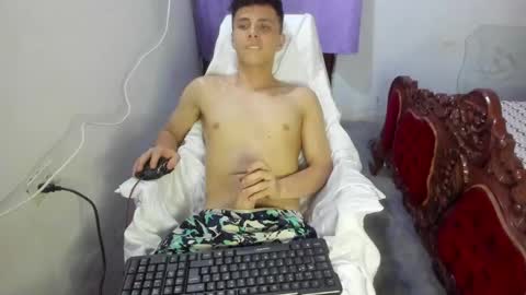 Chris online show from December 2024 03:04:02 AM