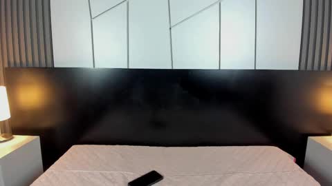 Liz  online show from February 2025 12:37:01 PM