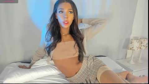 Liz Grant online show from September 2025 09:52:02 PM