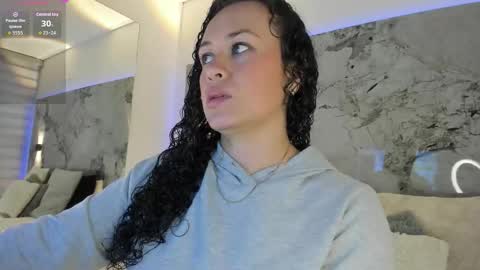 Liz  online show from November 2025 10:58:01 AM