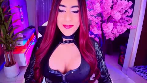 Snapshot of lizagothdoll chatting on November 2025 05:19:02 AM Liza Goth online show from November 2025 05:19:02 AM