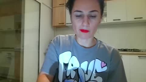 Liza online show from January 2025 08:07:01 PM