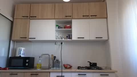 Liza online show from February 2025 09:47:02 AM