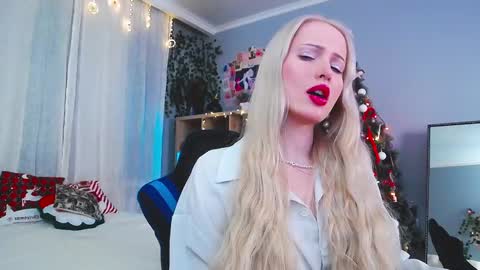 Lisa online show from January 2025 11:48:02 PM