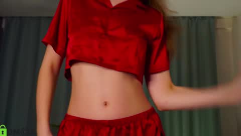 Sunnheart online show from December 2024 04:39:01 PM