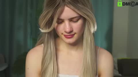 Sunnheart online show from February 2025 04:22:02 PM