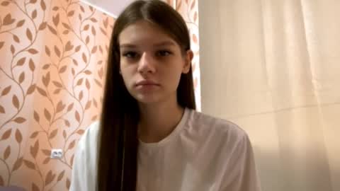 Kate online show from October 2025 08:33:01 AM