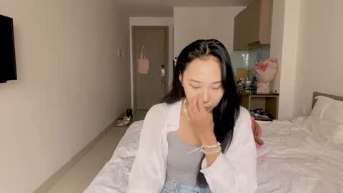 Lizz online show from October 2025 06:14:01 AM