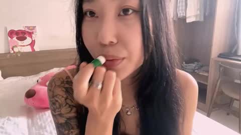 Lizz online show from November 2025 07:19:02 AM