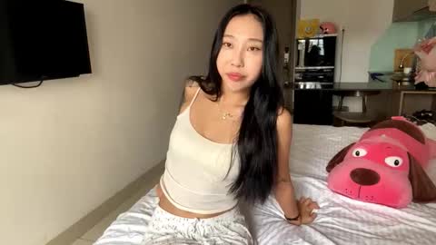 Lizz online show from November 2025 02:17:02 AM