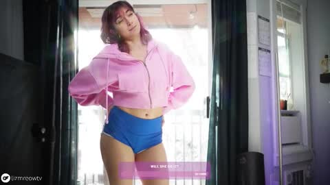 Liselle online show from February 2026 10:18:01 PM