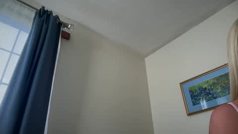 Snapshot of lizpurrxxx chatting on January 2025 12:02:01 AM Liz Purr online show from January 2025 12:02:01 AM