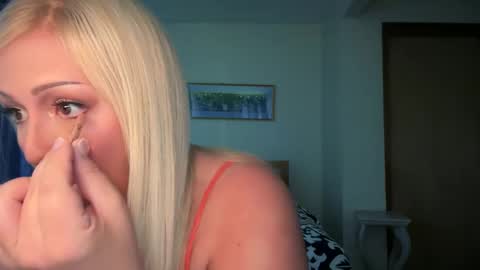 Snapshot of lizpurrxxx chatting on September 2025 07:03:02 PM Liz Purr online show from September 2025 07:03:02 PM