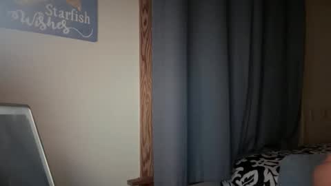 Snapshot of lizpurrxxx chatting on October 2025 03:23:02 PM Liz Purr online show from October 2025 03:23:02 PM