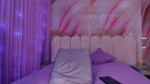 Snapshot of lizza_ferreti chatting on April 2026 11:53:01 AM Lizza online show from April 2026 11:53:01 AM