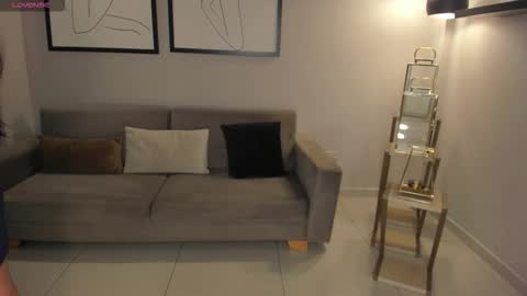 Lizzi  online show from January 2026 09:18:01 PM