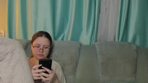 lizzi_muur online show from December 2024 03:19:02 PM