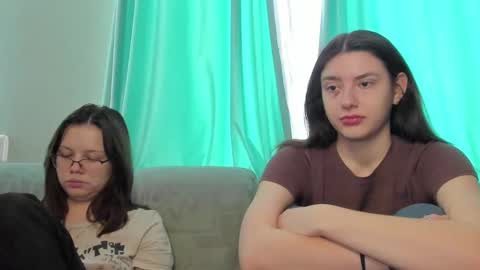 lizzi_muur online show from February 2025 10:10:02 AM