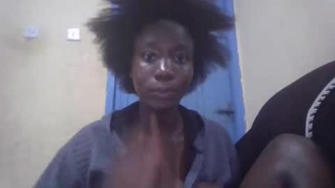 lizzie2020 online show from May 2026 06:58:01 PM