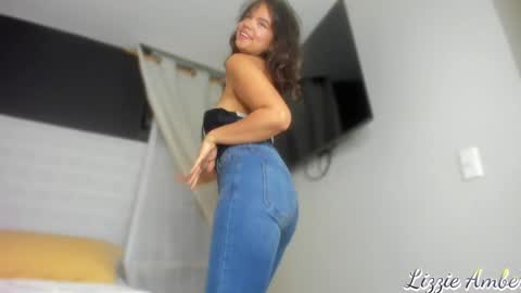 lizzieamber online show from December 2024 08:26:02 AM