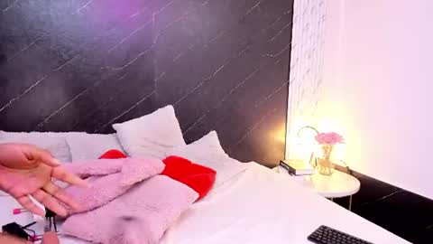 I am Lizz online show from July 2026 12:12:02 PM