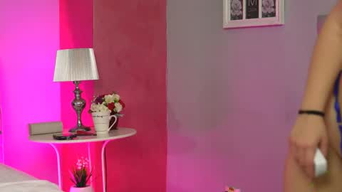 Snapshot of lizzybliss chatting on May 2026 05:21:02 PM Lizzy online show from May 2026 05:21:02 PM