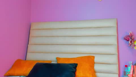 Snapshot of lizzysato chatting on September 2025 09:25:01 PM LizzySato online show from September 2025 09:25:01 PM