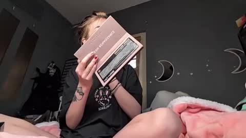 lizzybunny online show from December 2024 02:05:02 PM