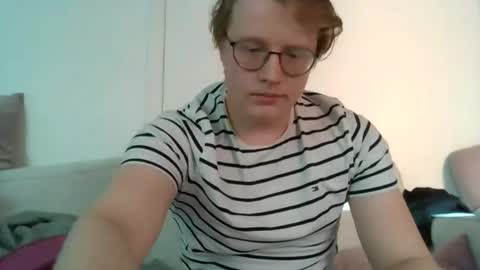 Vincethecock online show from November 2025 06:22:02 PM