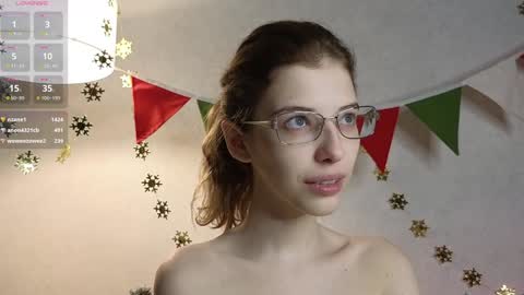Snapshot of llesslie chatting on December 2024 08:14:02 PM Lesly online show from December 2024 08:14:02 PM