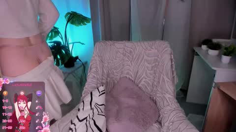 Arina online show from September 2025 09:44:01 AM