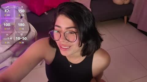 Snapshot of loaluxury chatting on April 2026 08:40:02 PM Pamela online show from April 2026 08:40:02 PM