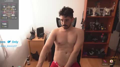 Lobito blanco Thefckingwolf main account online show from February 2026 05:20:01 PM