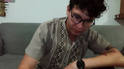 Lobo online show from March 2025 02:03:01 AM