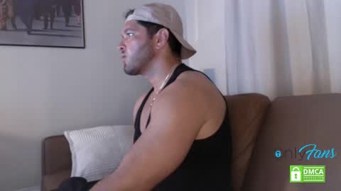 lockdownlove online show from October 2025 02:23:02 AM