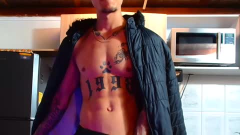 Logan online show from November 2025 02:06:01 AM