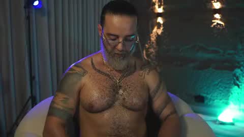 logan_cardenas1 online show from June 2026 12:32:02 AM