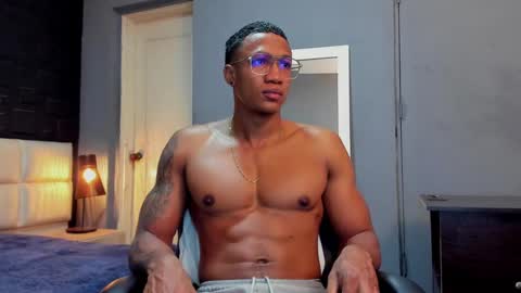 logan_varela online show from January 2025 09:58:02 AM