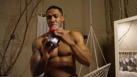 logan_varela online show from September 2025 10:59:02 AM