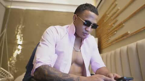 logan_varela online show from April 2026 05:37:01 PM